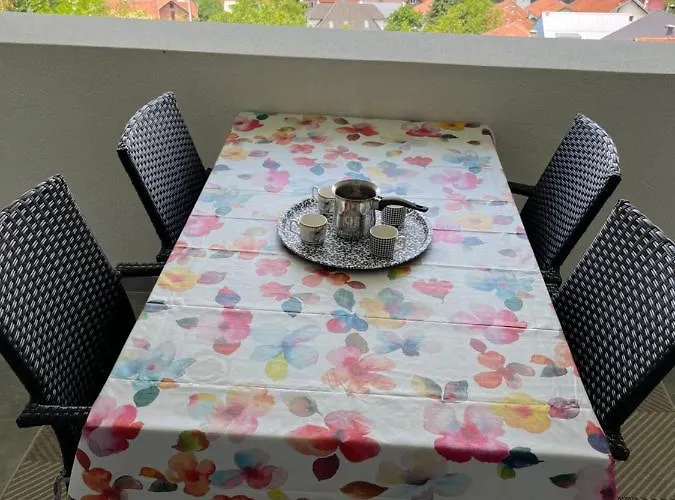 The View 塞拉耶佛